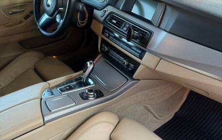 BMW 5 серия, 2013 год, 2 950 000 рублей, 6 фотография