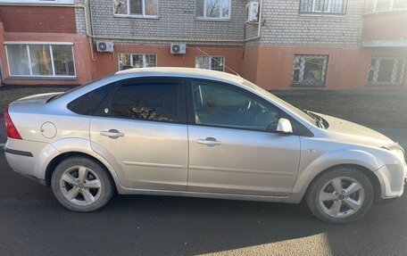 Ford Focus II рестайлинг, 2005 год, 500 000 рублей, 3 фотография