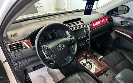 Toyota Camry, 2012 год, 1 999 000 рублей, 11 фотография