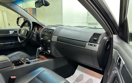 Volkswagen Touareg III, 2010 год, 1 250 000 рублей, 14 фотография