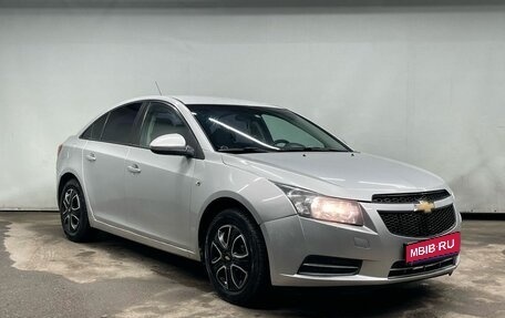 Chevrolet Cruze II, 2010 год, 650 000 рублей, 1 фотография