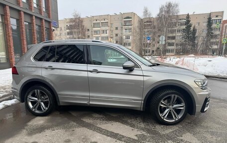 Volkswagen Tiguan II, 2020 год, 4 100 000 рублей, 4 фотография