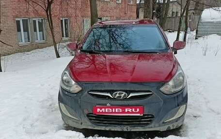 Hyundai Solaris II рестайлинг, 2011 год, 565 000 рублей, 3 фотография