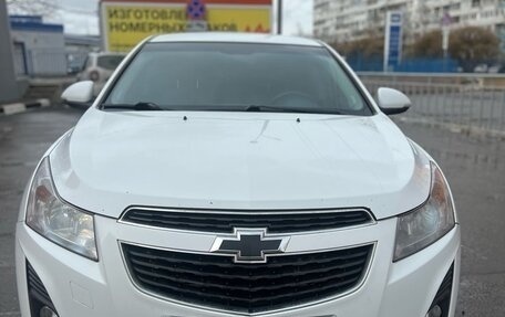 Chevrolet Cruze II, 2014 год, 950 000 рублей, 2 фотография