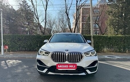 BMW X1, 2022 год, 2 700 000 рублей, 4 фотография