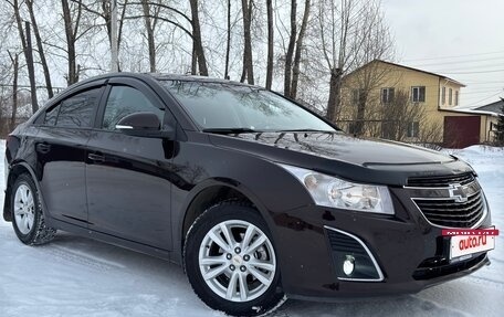 Chevrolet Cruze II, 2014 год, 990 000 рублей, 6 фотография