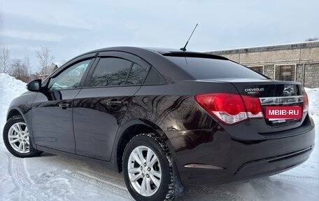 Chevrolet Cruze II, 2014 год, 990 000 рублей, 5 фотография