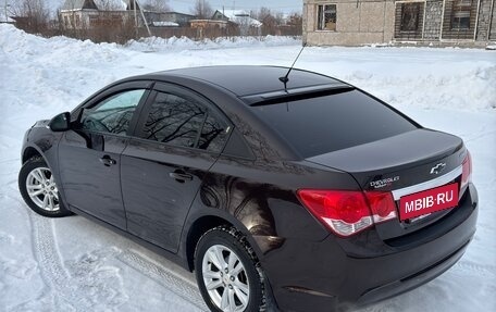 Chevrolet Cruze II, 2014 год, 990 000 рублей, 7 фотография