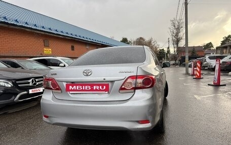 Toyota Corolla, 2011 год, 850 000 рублей, 4 фотография