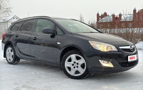 Opel Astra J, 2012 год, 1 050 000 рублей, 4 фотография