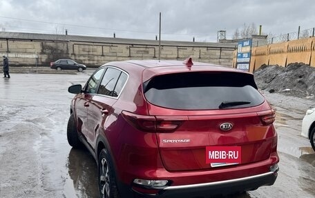 KIA Sportage IV рестайлинг, 2019 год, 1 900 000 рублей, 2 фотография