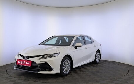 Toyota Camry, 2021 год, 3 050 000 рублей, 1 фотография