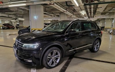 Volkswagen Tiguan II, 2018 год, 3 090 000 рублей, 1 фотография