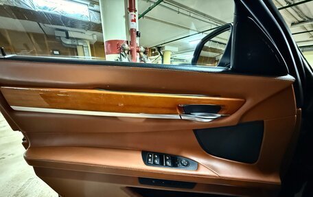 BMW 7 серия, 2013 год, 1 825 000 рублей, 21 фотография