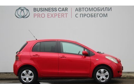 Toyota Yaris III рестайлинг, 2006 год, 590 000 рублей, 6 фотография