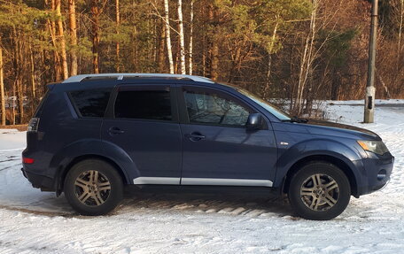 Mitsubishi Outlander III рестайлинг 3, 2008 год, 1 400 000 рублей, 7 фотография