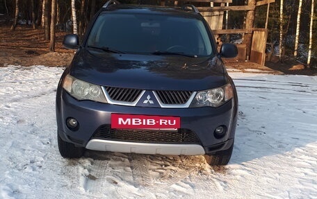 Mitsubishi Outlander III рестайлинг 3, 2008 год, 1 400 000 рублей, 12 фотография