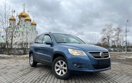 Volkswagen Tiguan I, 2011 год, 1 249 000 рублей, 2 фотография