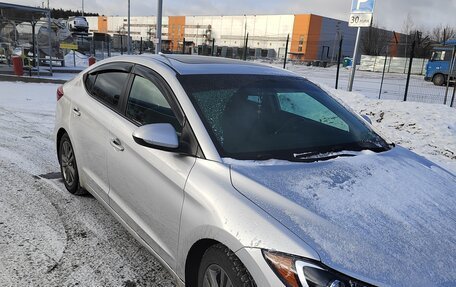 Hyundai Elantra VI рестайлинг, 2018 год, 1 700 000 рублей, 2 фотография