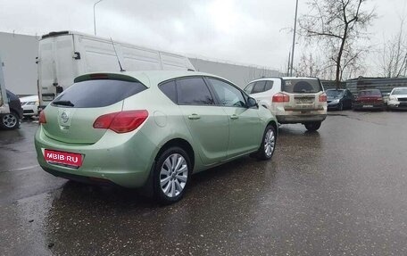 Opel Astra J, 2011 год, 550 000 рублей, 1 фотография