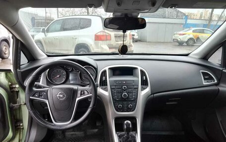 Opel Astra J, 2011 год, 550 000 рублей, 15 фотография