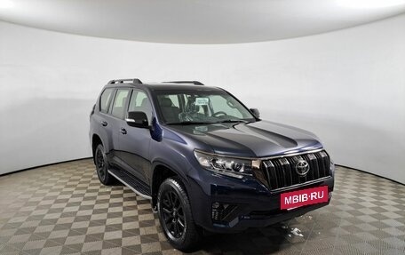 Toyota Land Cruiser Prado 150 рестайлинг 2, 2021 год, 11 570 000 рублей, 3 фотография