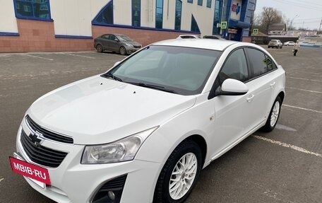 Chevrolet Cruze II, 2013 год, 890 000 рублей, 3 фотография