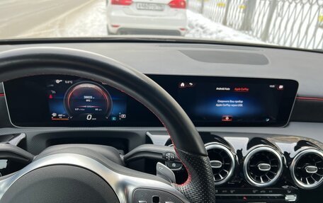 Mercedes-Benz A-Класс, 2019 год, 2 900 000 рублей, 13 фотография