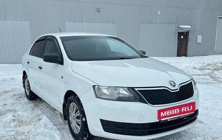 Skoda Rapid I, 2017 год, 900 000 рублей, 2 фотография