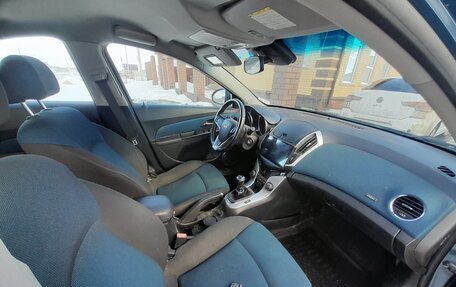 Chevrolet Cruze II, 2013 год, 920 000 рублей, 8 фотография