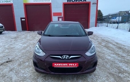 Hyundai Solaris II рестайлинг, 2012 год, 640 000 рублей, 13 фотография