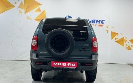 Chevrolet Niva I рестайлинг, 2015 год, 740 000 рублей, 4 фотография