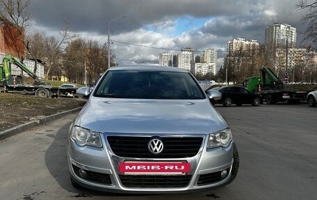 Volkswagen Passat B6, 2008 год, 750 000 рублей, 2 фотография