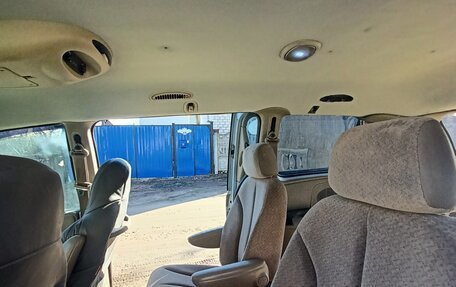 Chrysler Town & Country IV, 2002 год, 740 000 рублей, 14 фотография