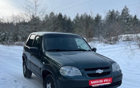 Chevrolet Niva I рестайлинг, 2018 год, 660 000 рублей, 3 фотография