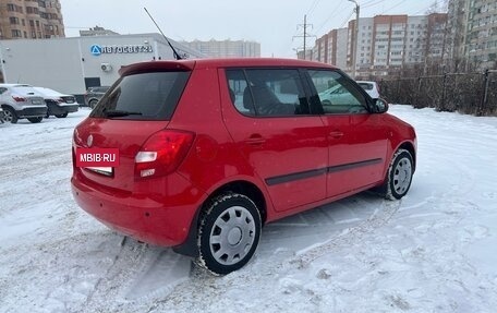 Skoda Fabia II, 2009 год, 735 000 рублей, 3 фотография