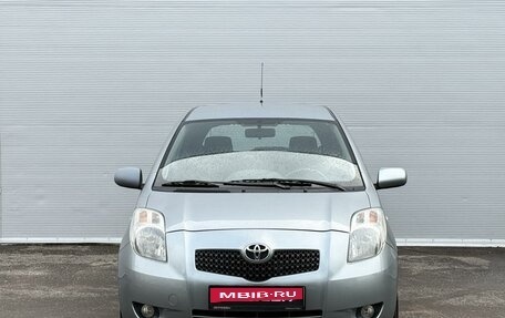 Toyota Yaris III рестайлинг, 2008 год, 765 000 рублей, 3 фотография