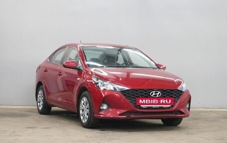 Hyundai Solaris II рестайлинг, 2021 год, 1 720 000 рублей, 3 фотография