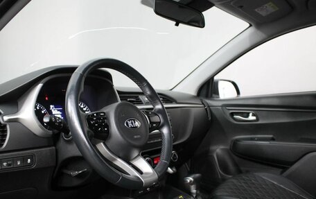 KIA Rio IV, 2020 год, 1 590 000 рублей, 8 фотография