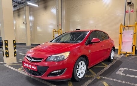 Opel Astra J, 2013 год, 690 000 рублей, 10 фотография