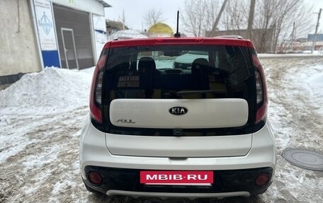 KIA Soul II рестайлинг, 2018 год, 1 920 000 рублей, 5 фотография