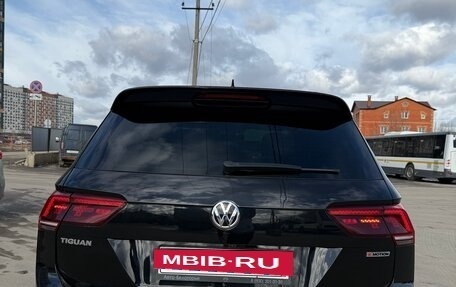 Volkswagen Tiguan II, 2019 год, 2 990 000 рублей, 4 фотография