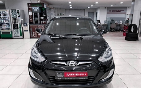 Hyundai Solaris II рестайлинг, 2011 год, 650 000 рублей, 2 фотография