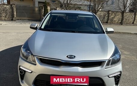 KIA Rio IV, 2018 год, 1 525 000 рублей, 4 фотография