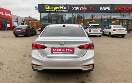 Hyundai Solaris II рестайлинг, 2018 год, 1 100 000 рублей, 9 фотография