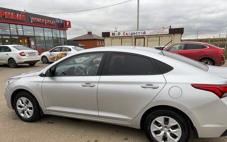 Hyundai Solaris II рестайлинг, 2018 год, 1 100 000 рублей, 11 фотография