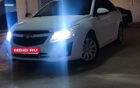 Chevrolet Cruze II, 2013 год, 850 000 рублей, 5 фотография