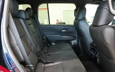Toyota Land Cruiser, 2024 год, 15 190 000 рублей, 9 фотография