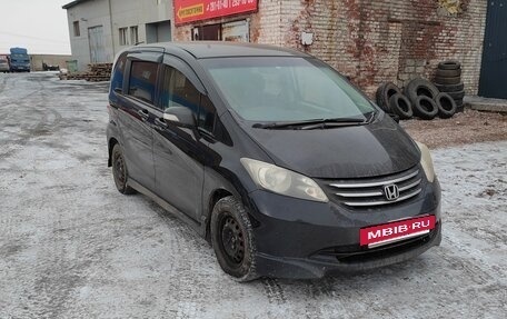 Honda Freed I, 2010 год, 740 000 рублей, 2 фотография