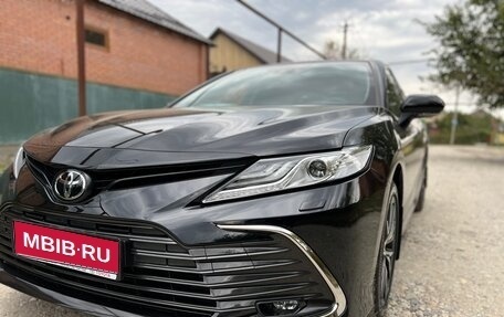 Toyota Camry, 2021 год, 4 200 000 рублей, 1 фотография